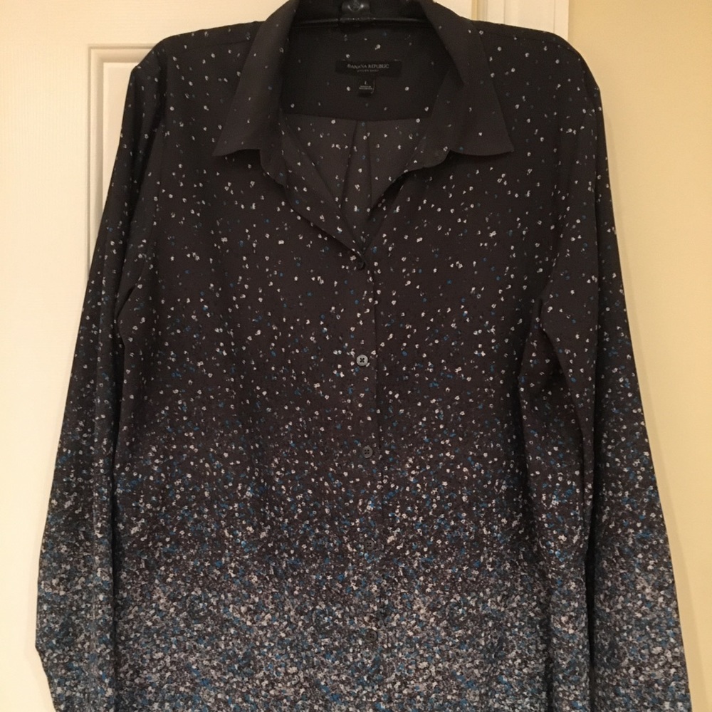 BANANA REPUBLIC- L/S SILKY TOP